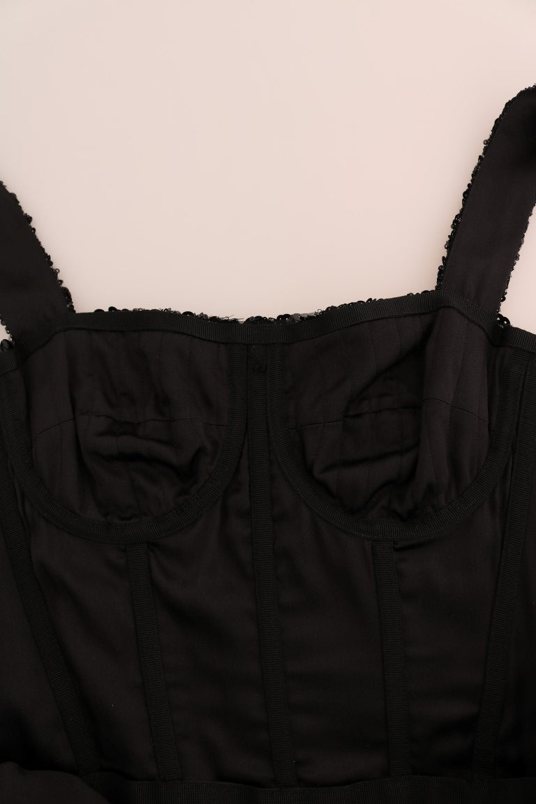 Elegante vestido recto de lunares
