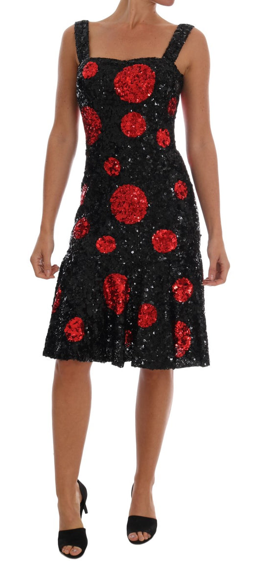 Elegante vestido recto de lunares
