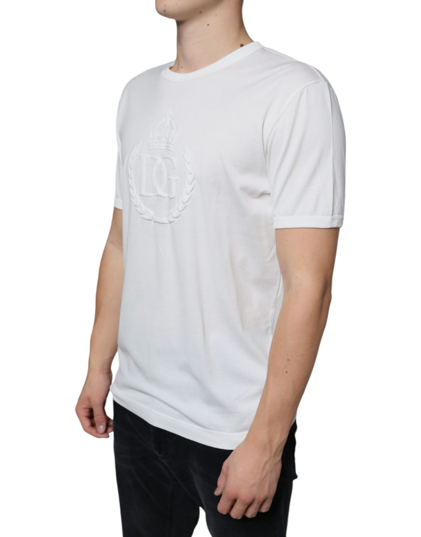 Camiseta de cuello redondo de algodón con logotipo blanco en relieve