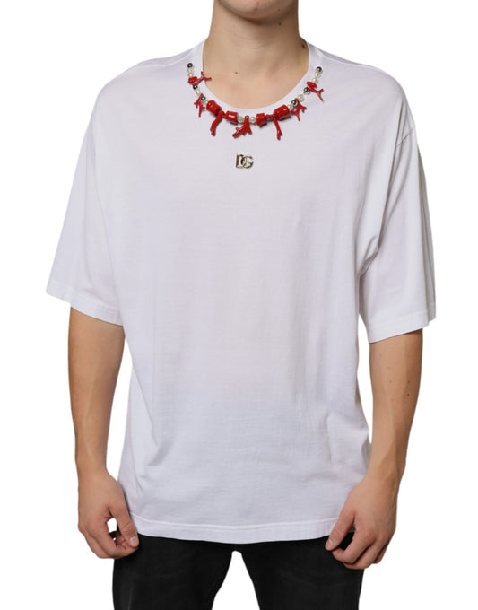 Camiseta blanca de algodón con collar adornado