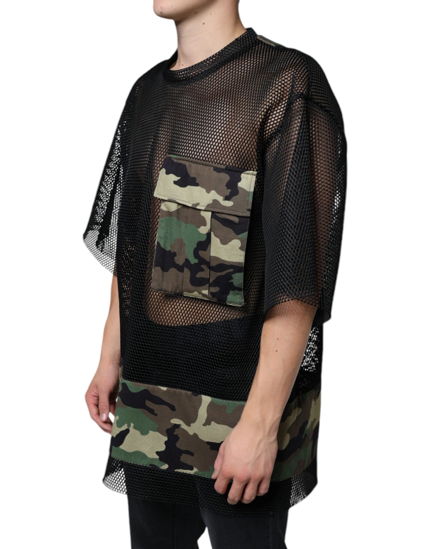 Camiseta de manga corta con camuflaje de malla negra