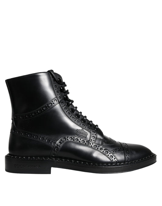 Botas de media pantorrilla con cordones de cuero negro