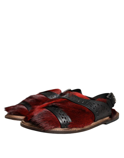 Sandalias de piel con pelo de gacela, color negro y rojo