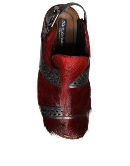 Sandalias de piel con pelo de gacela, color negro y rojo