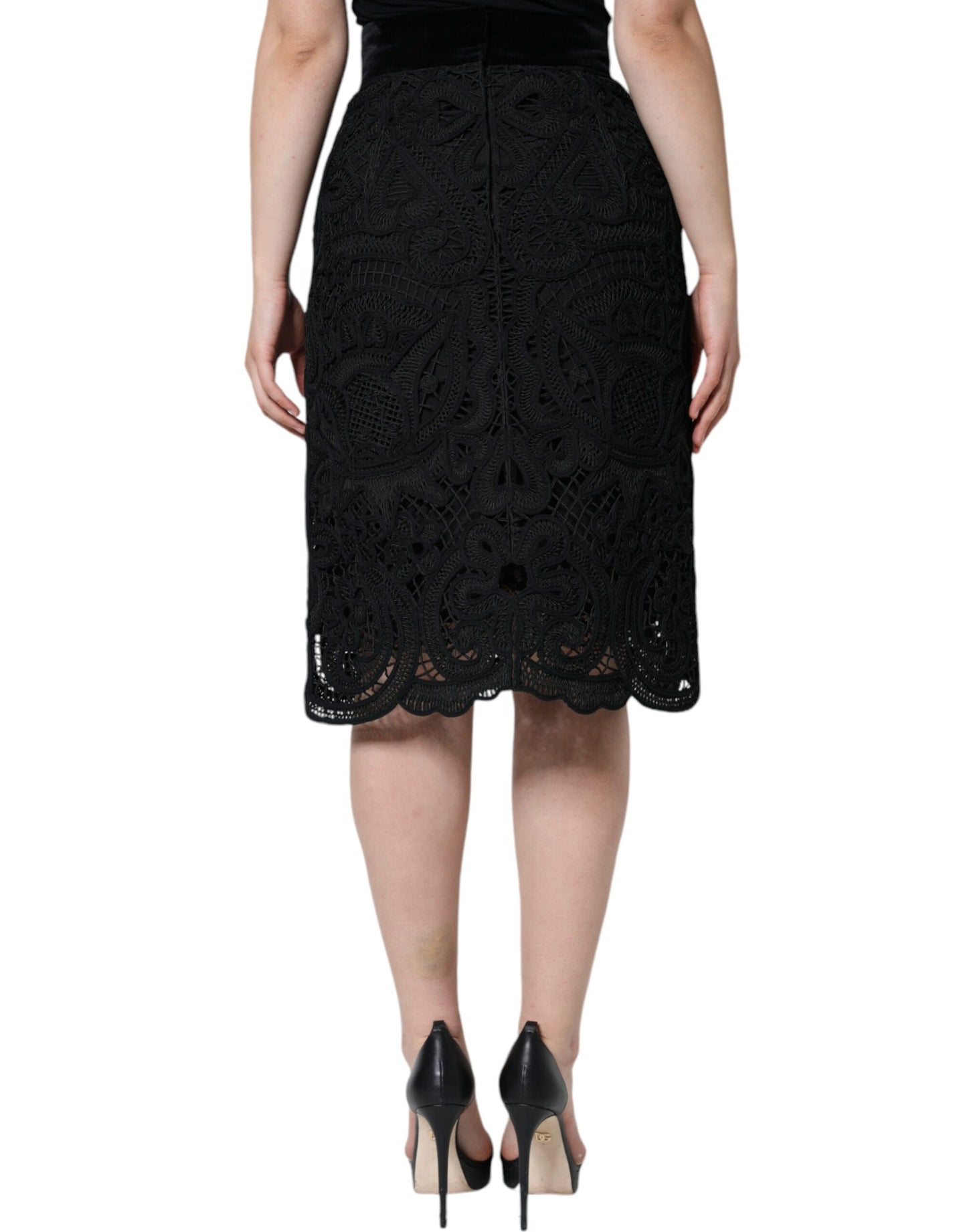 Falda tubo de cintura alta con encaje floral negro