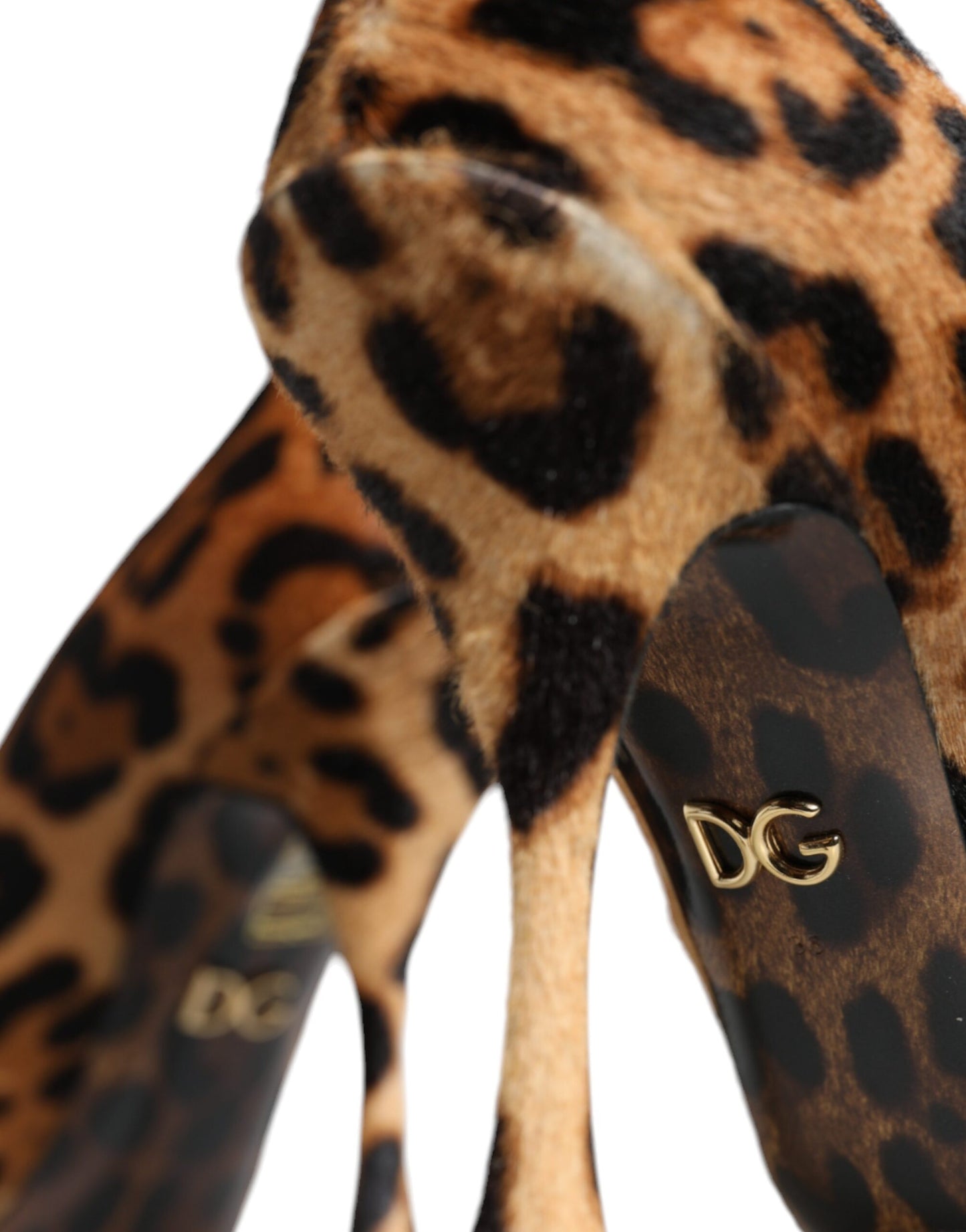 Zapatos de tacón de piel de becerro con estampado de leopardo marrón
