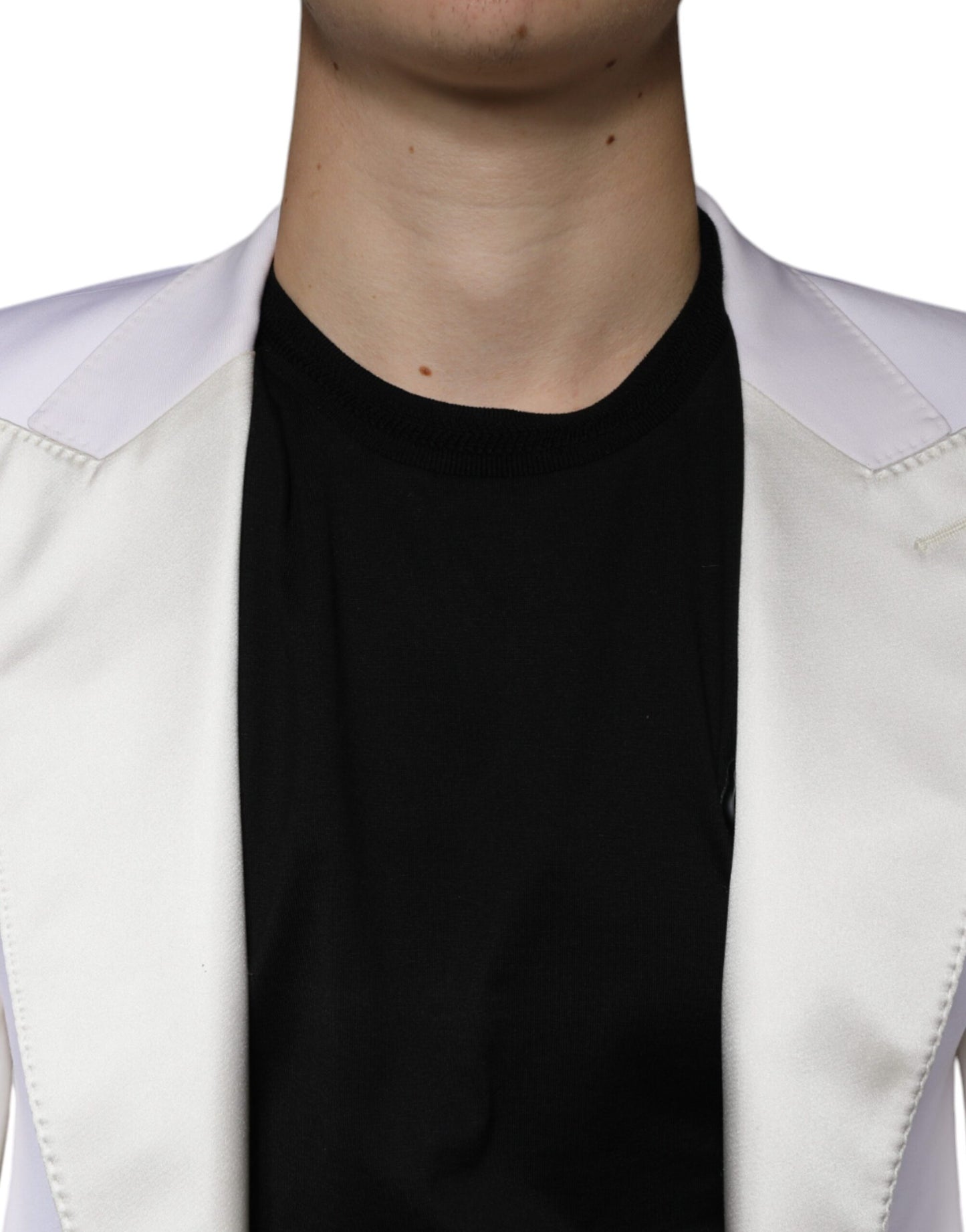 Blazer de vestir de lana color blanco roto con botonadura sencilla