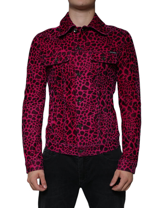 Chaqueta con cuello abotonado y estampado de leopardo fucsia