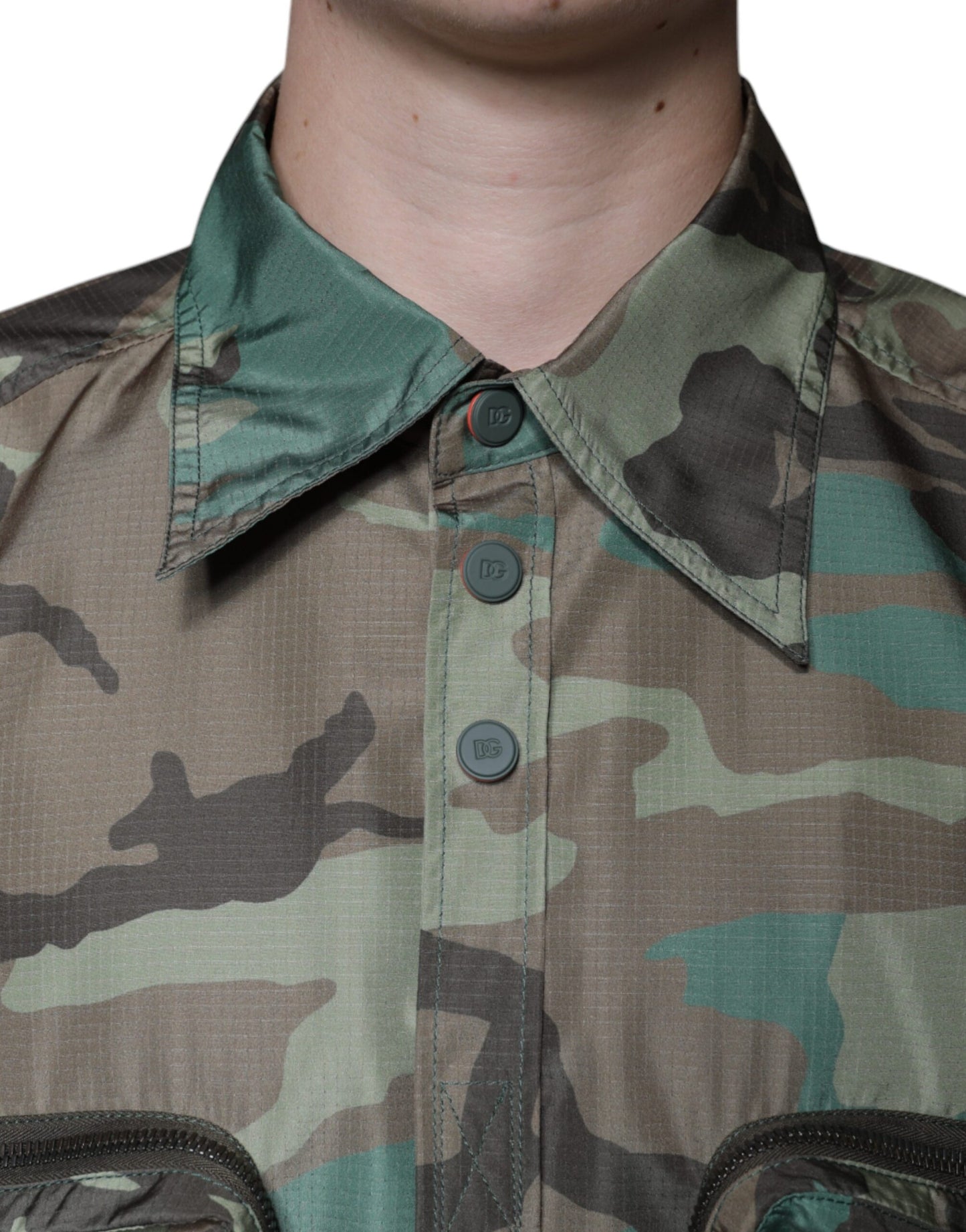 Camisa de botones de camuflaje multicolor