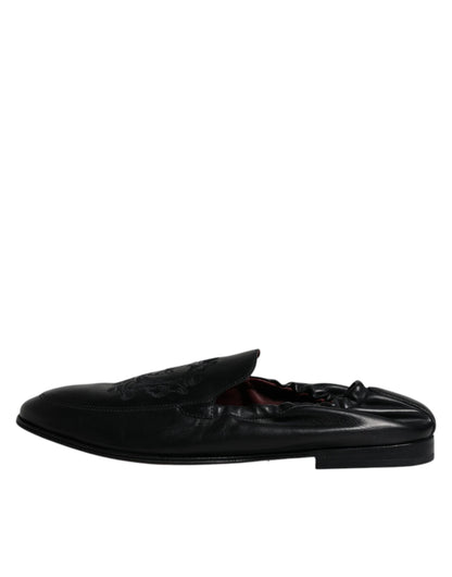 Mocasines de cuero con logotipo bordado negro para hombre