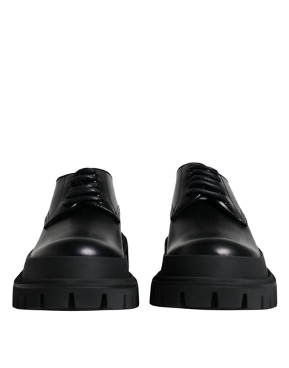 Zapatos de vestir de trekking de cuero negro con cordones