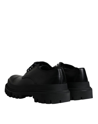 Zapatos de vestir de trekking de cuero negro con cordones