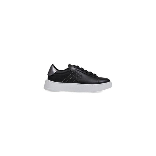 Zapatilla deportiva negra de polietileno