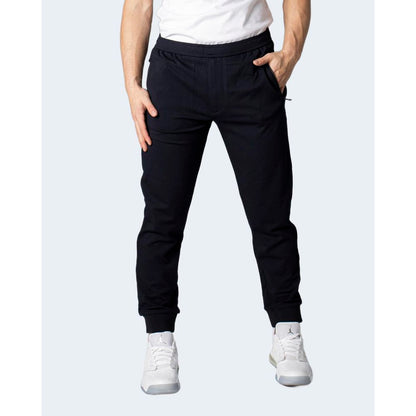 Vaqueros y pantalón de viscosa azul