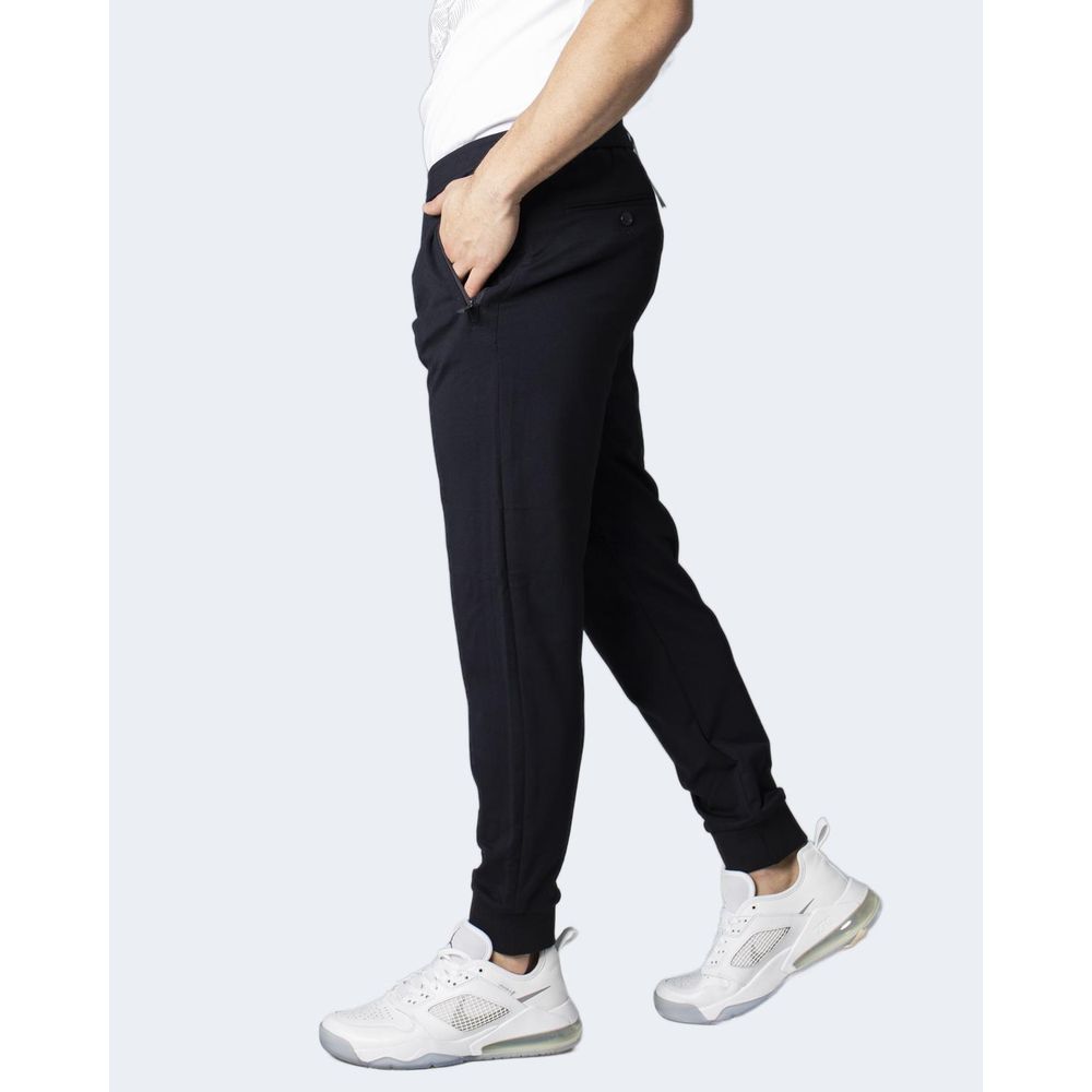 Vaqueros y pantalón de viscosa azul