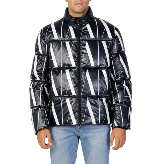 Chaqueta de poliéster negra