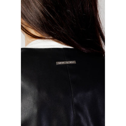Chaquetas y abrigos de poliéster negro