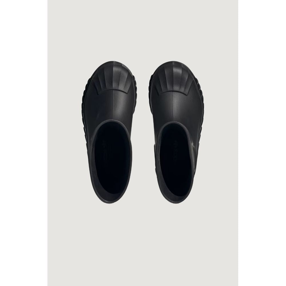 Bota de material sintético negro