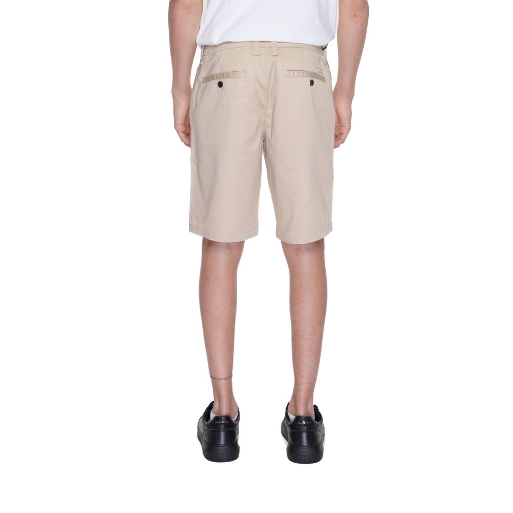 Pantalón corto de algodón beige