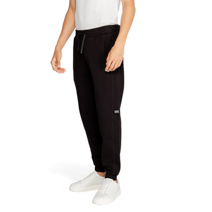 Vaqueros y pantalones de algodón negro