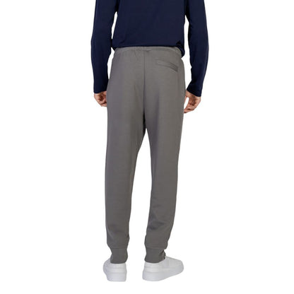 Vaqueros y pantalones de algodón gris