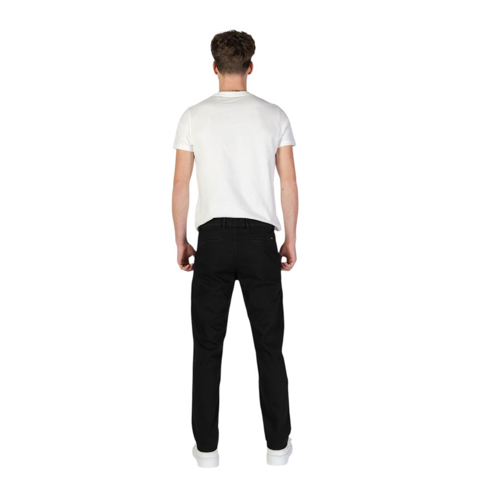Vaqueros y pantalones de algodón negro