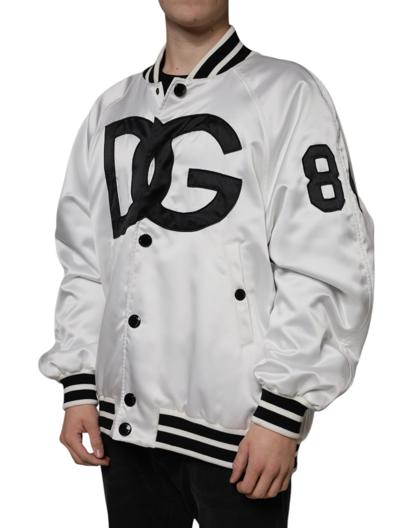 Chaqueta bomber de poliéster blanco con cremallera completa y logotipo