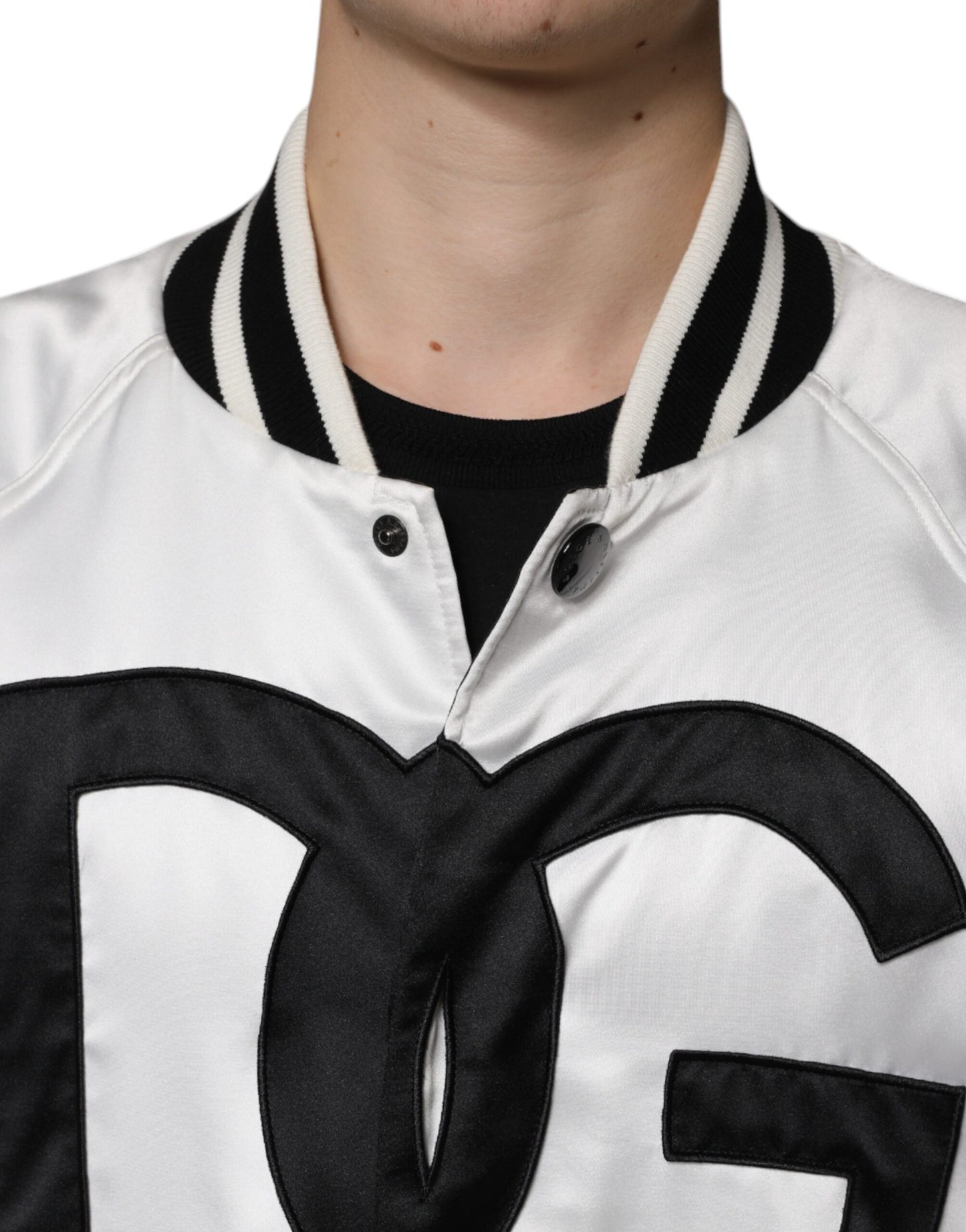 Chaqueta bomber de poliéster blanco con cremallera completa y logotipo