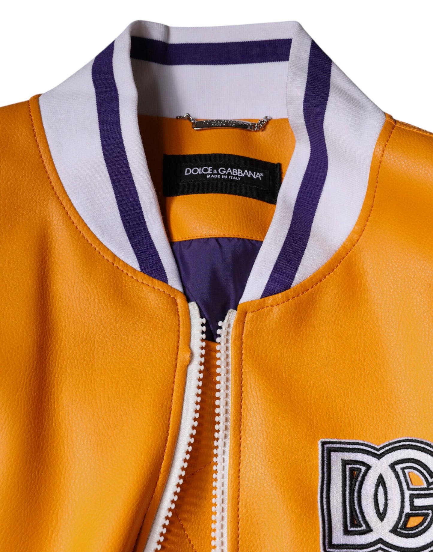 Chaqueta bomber de jersey con cremallera completa en color blanco y naranja