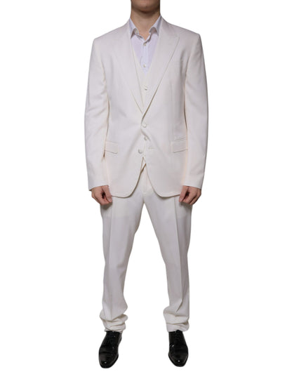 Traje formal de tres piezas entallado de lana y seda blanca