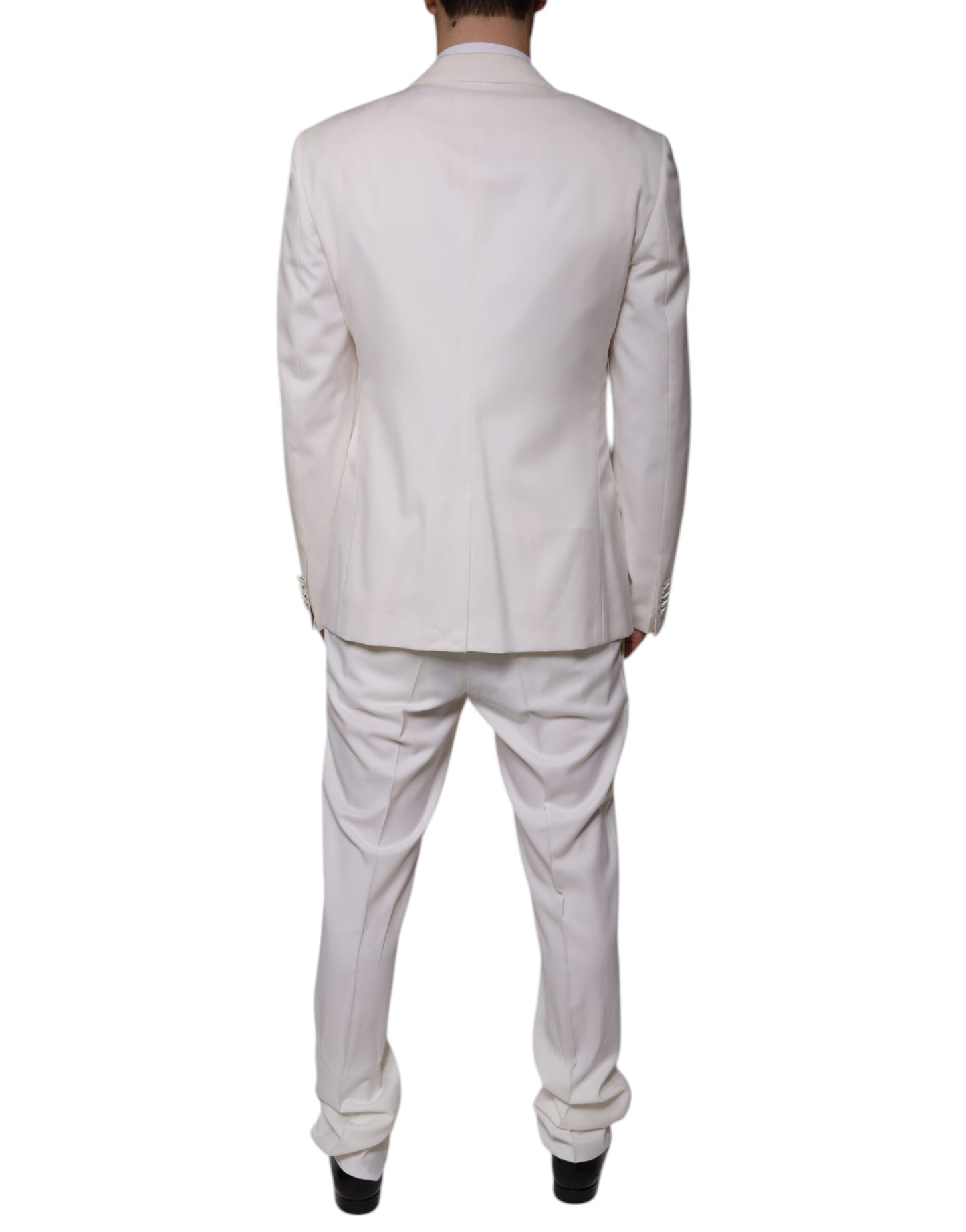 Traje formal de tres piezas entallado de lana y seda blanca