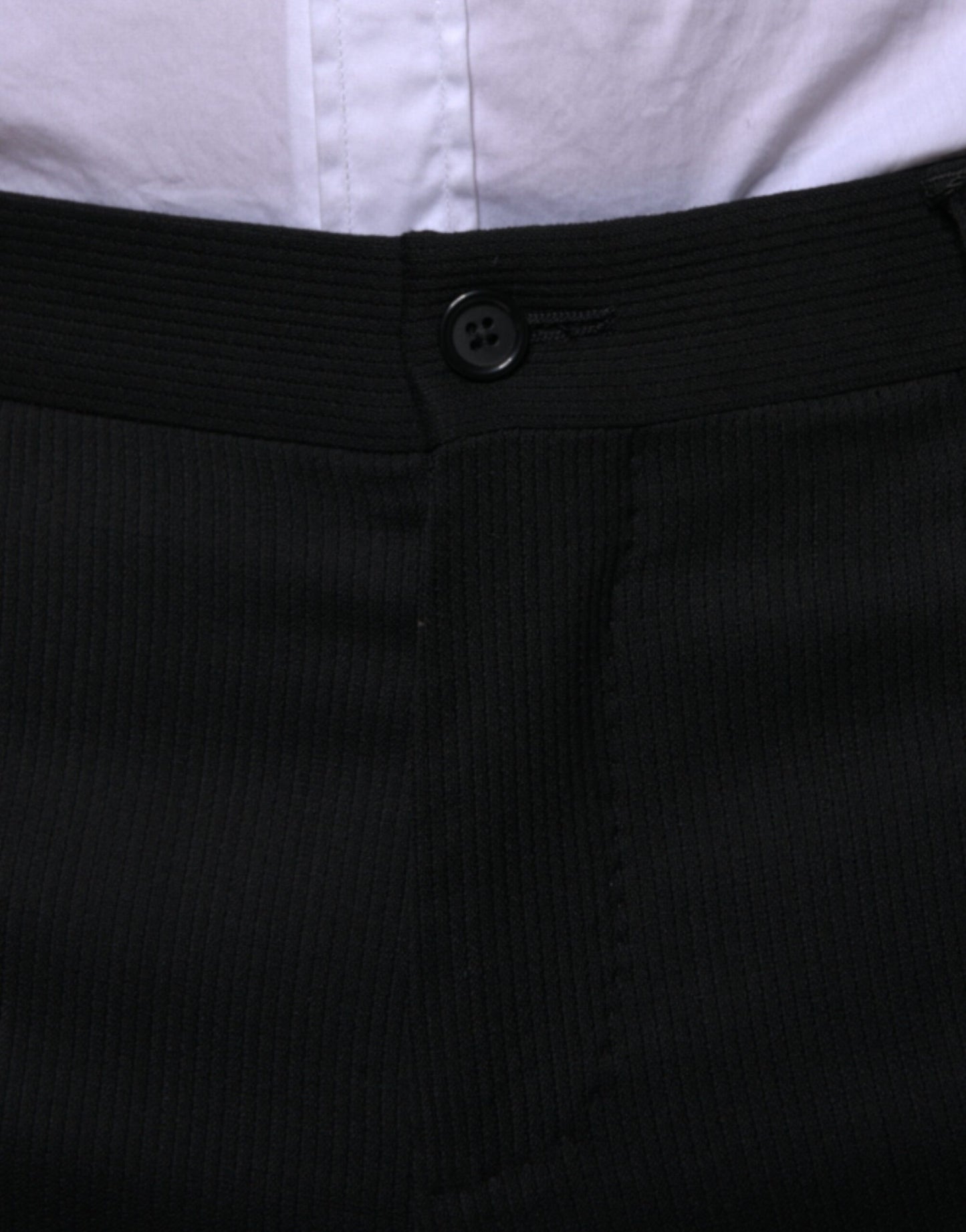 Pantalones de vestir formales ajustados de lana negra