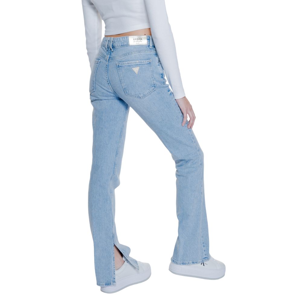 Vaqueros y pantalón de algodón azul claro