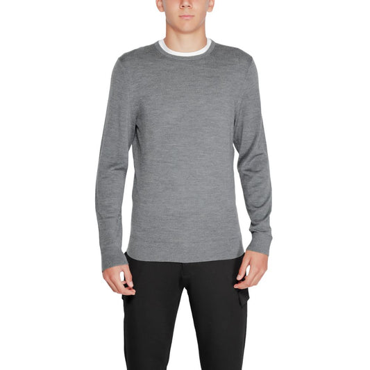 Camiseta de lana gris