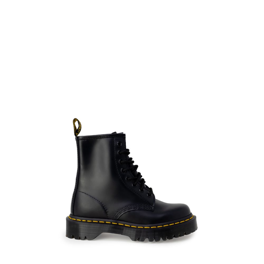 Bota de cuero negra