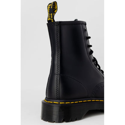 Bota de cuero negra