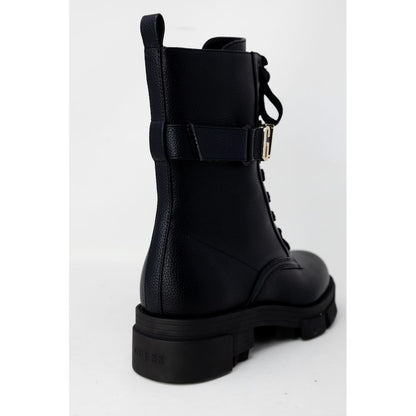 Bota de cuero negra