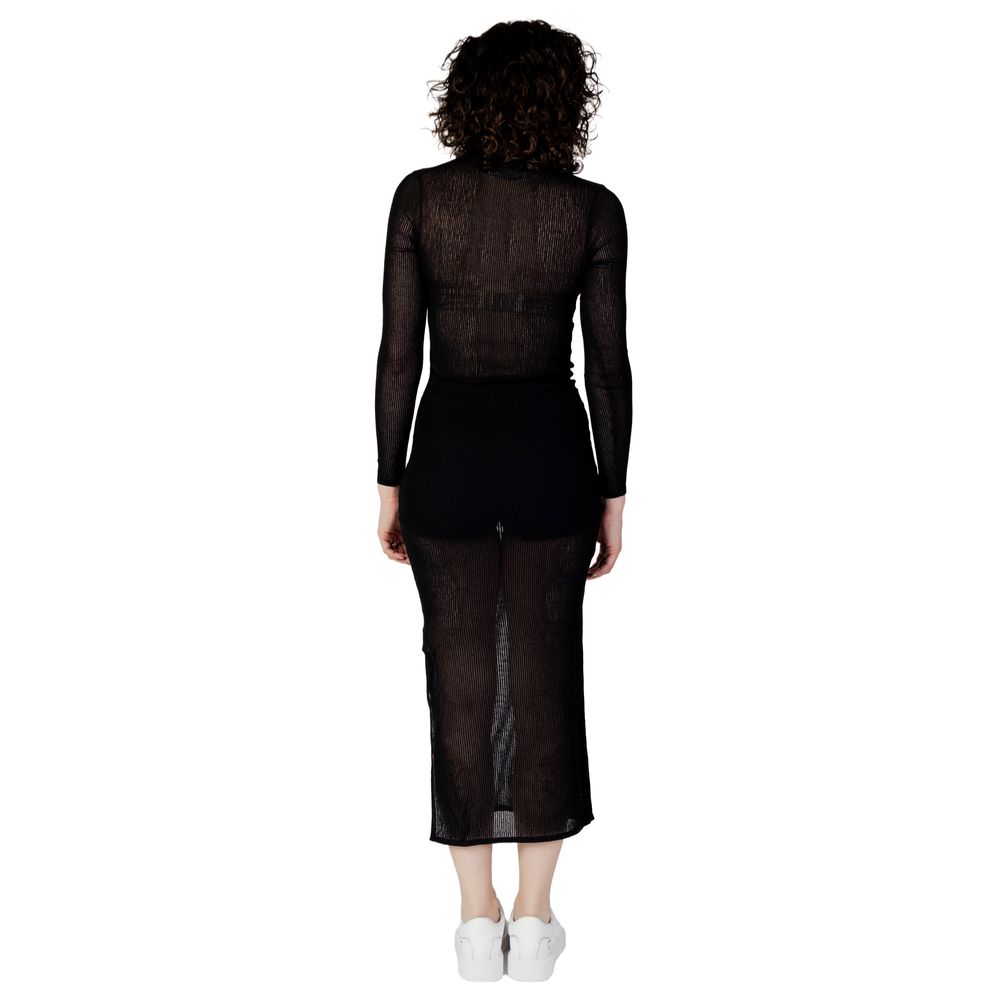 Vestido acrílico negro