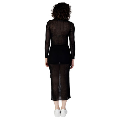 Vestido acrílico negro