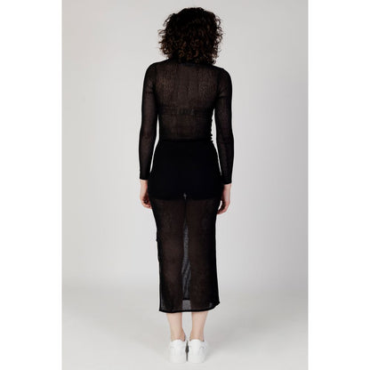 Vestido acrílico negro