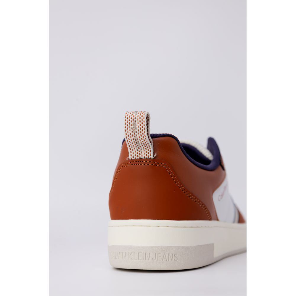 Zapatillas de piel marrón