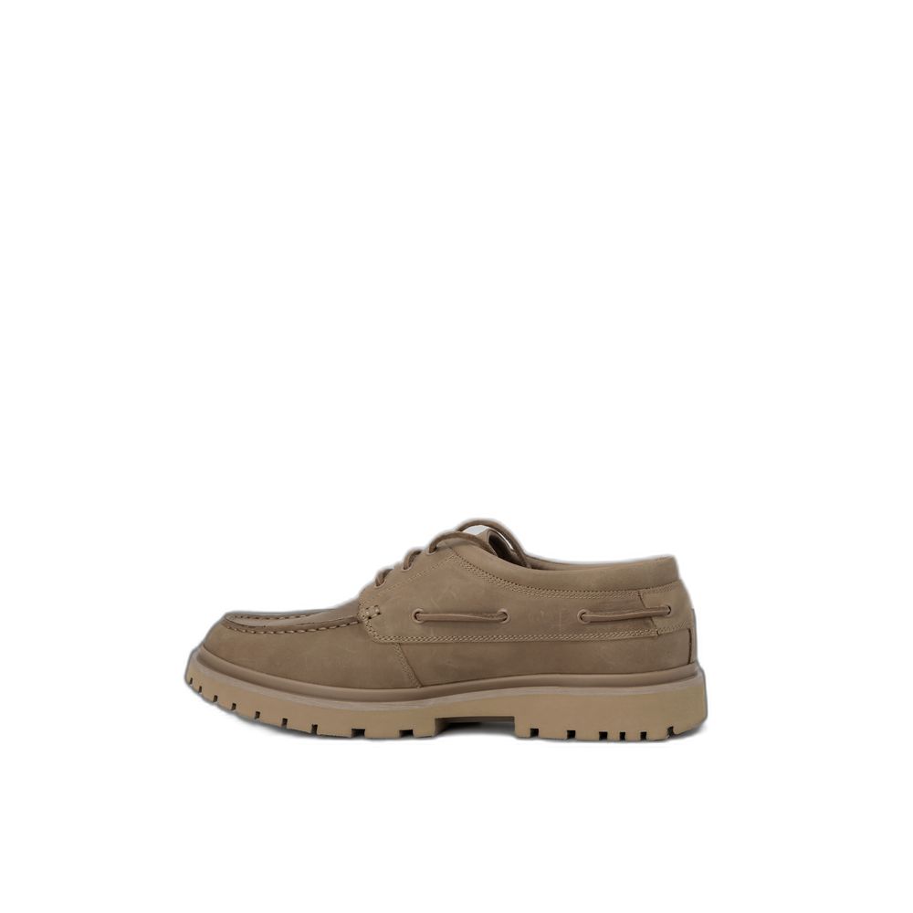 Cuero marrón casual