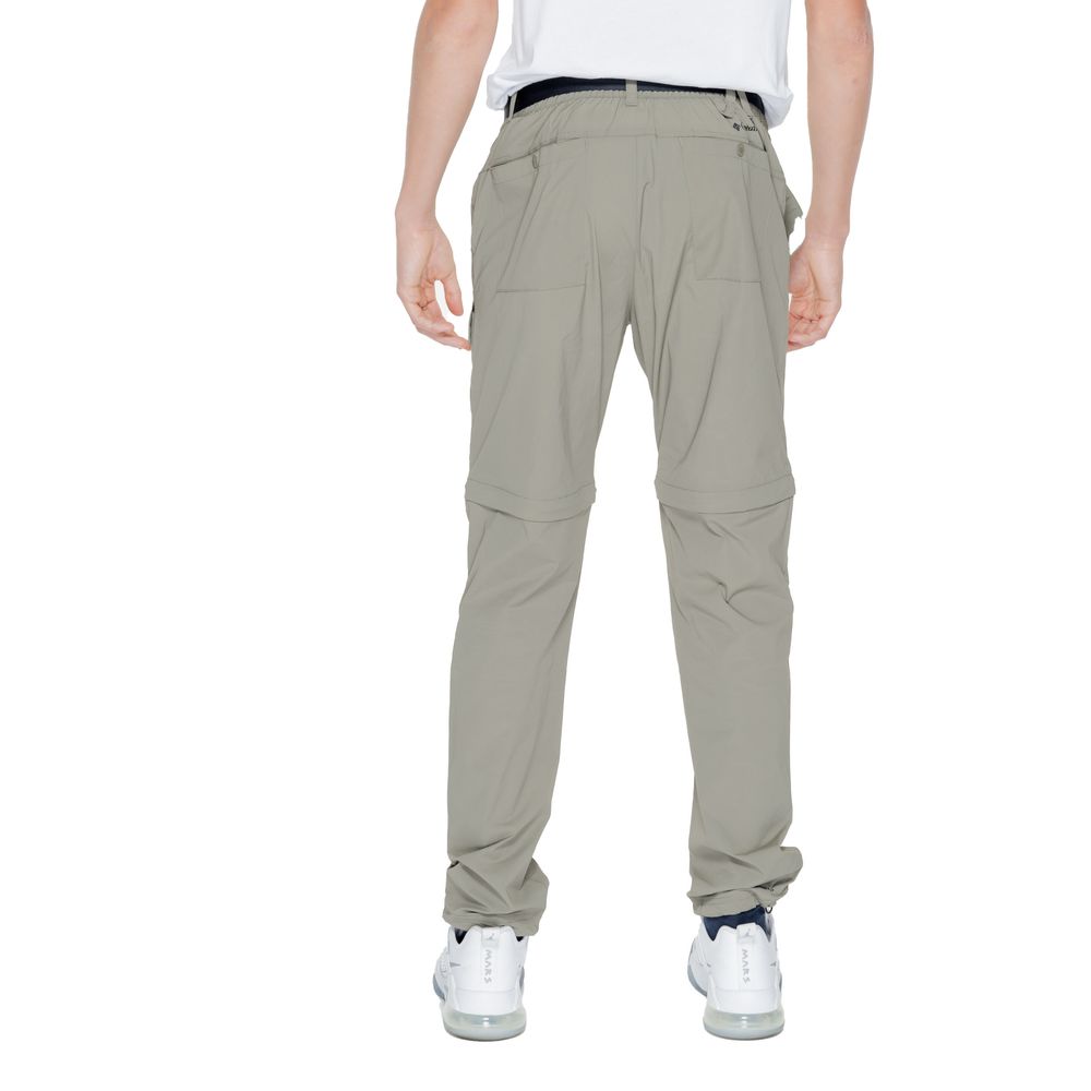 Vaqueros y pantalones de nailon verde