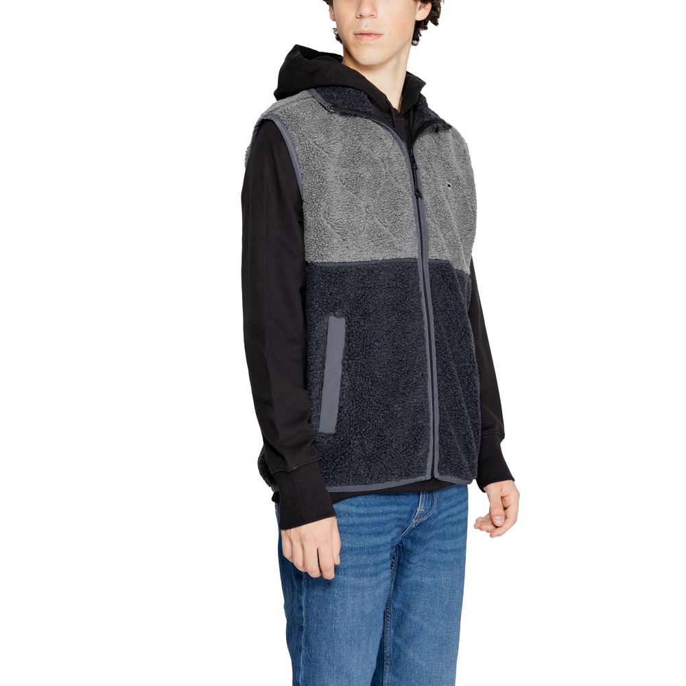 Chaqueta de poliéster negra de poliéster