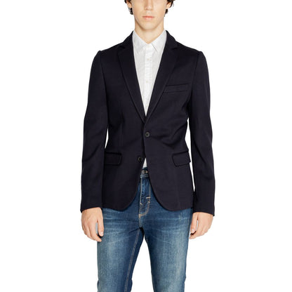 Traje de viscosa azul