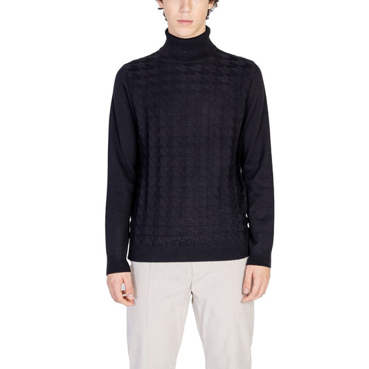 Black Cotton Turtleneck