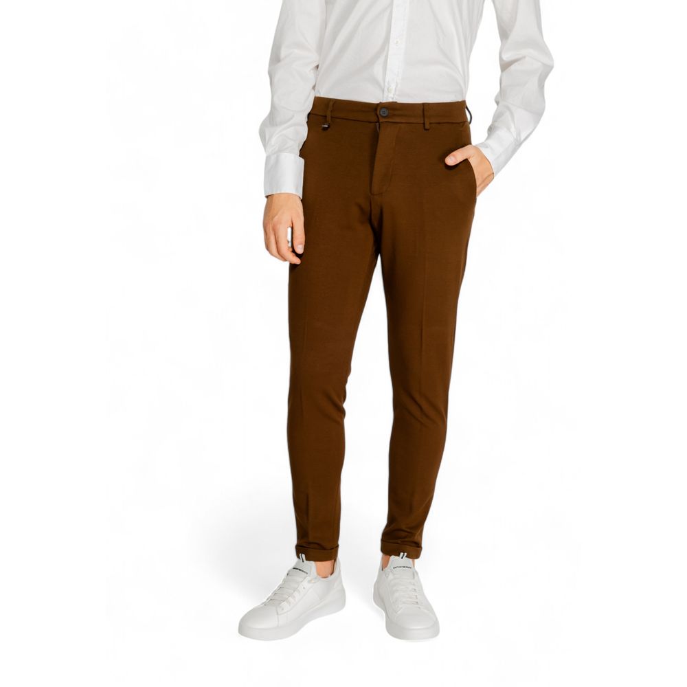 Vaqueros y pantalón de viscosa marrón