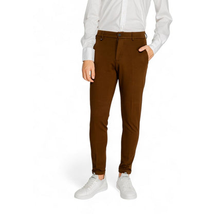 Vaqueros y pantalón de viscosa marrón