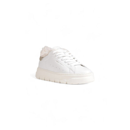 Zapatillas de piel blanca