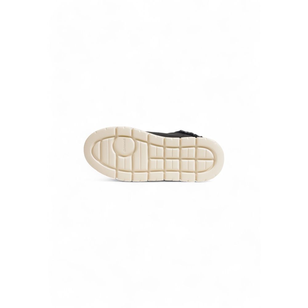 Zapatillas de cuero negras